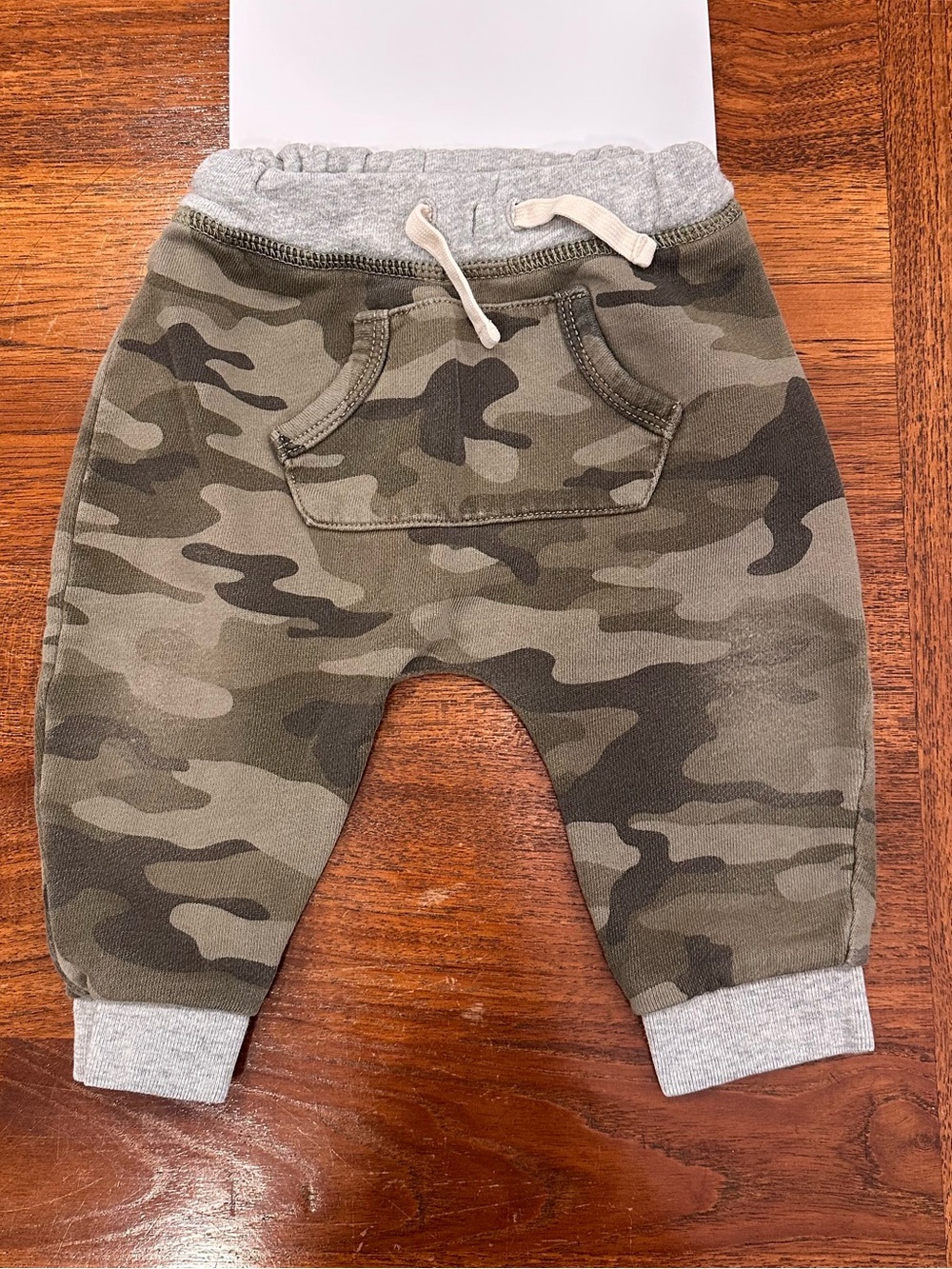 Baby Gap Camo Jogger Pants, 6-12 Months